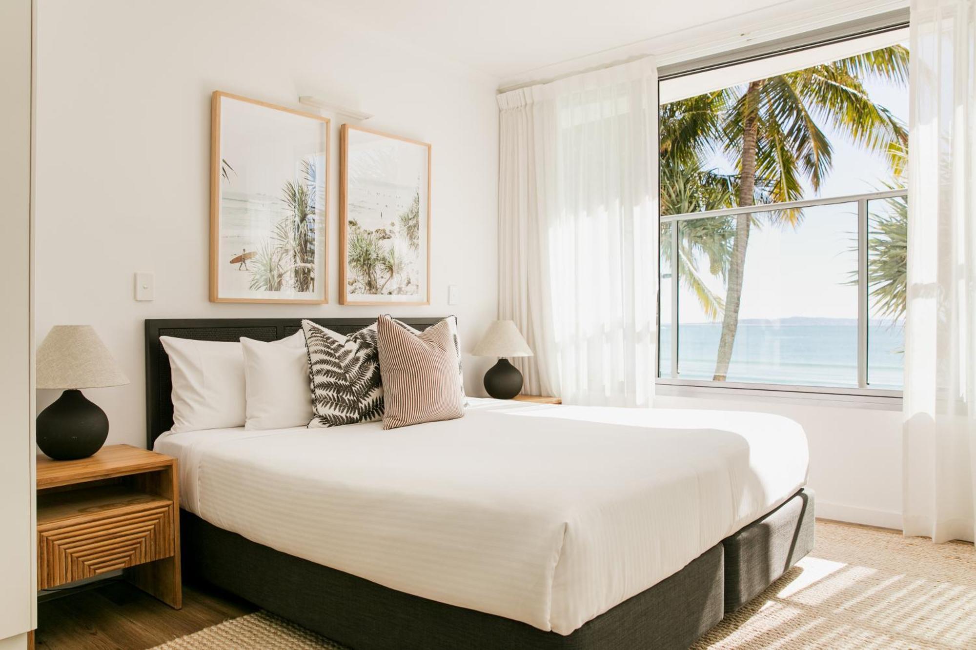On The Beach Noosa Resort Экстерьер фото